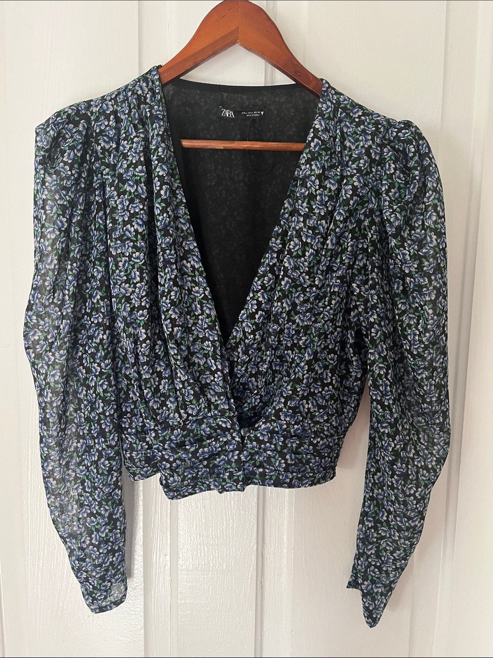 Floral Cropped Blouse